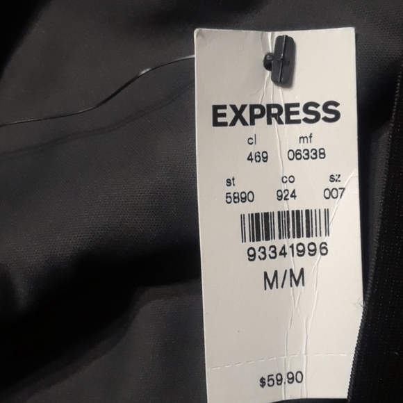 COPY - EXPRESS Skirt - Picture 3 of 3